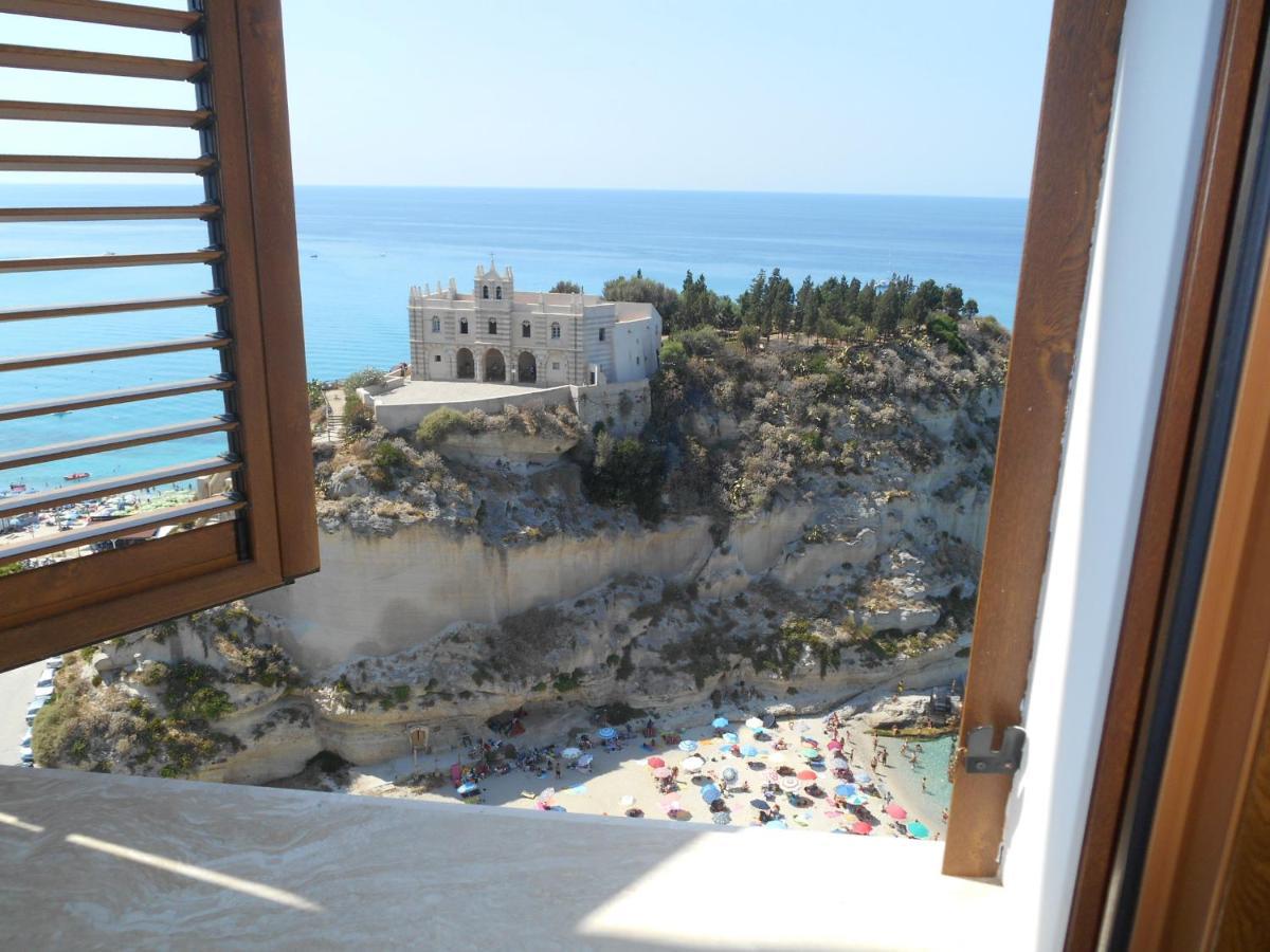 Bluemind Aparthotel Tropea Kültér fotó