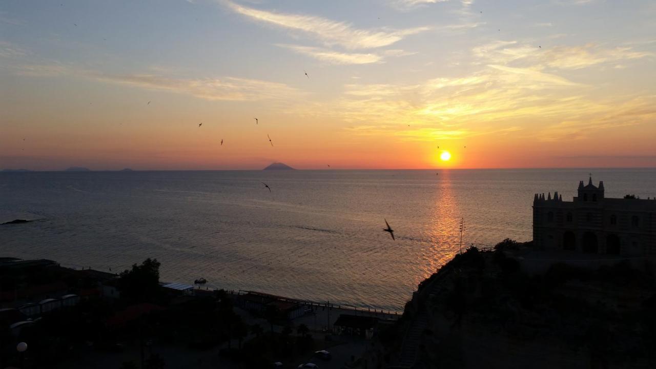 Bluemind Aparthotel Tropea Kültér fotó